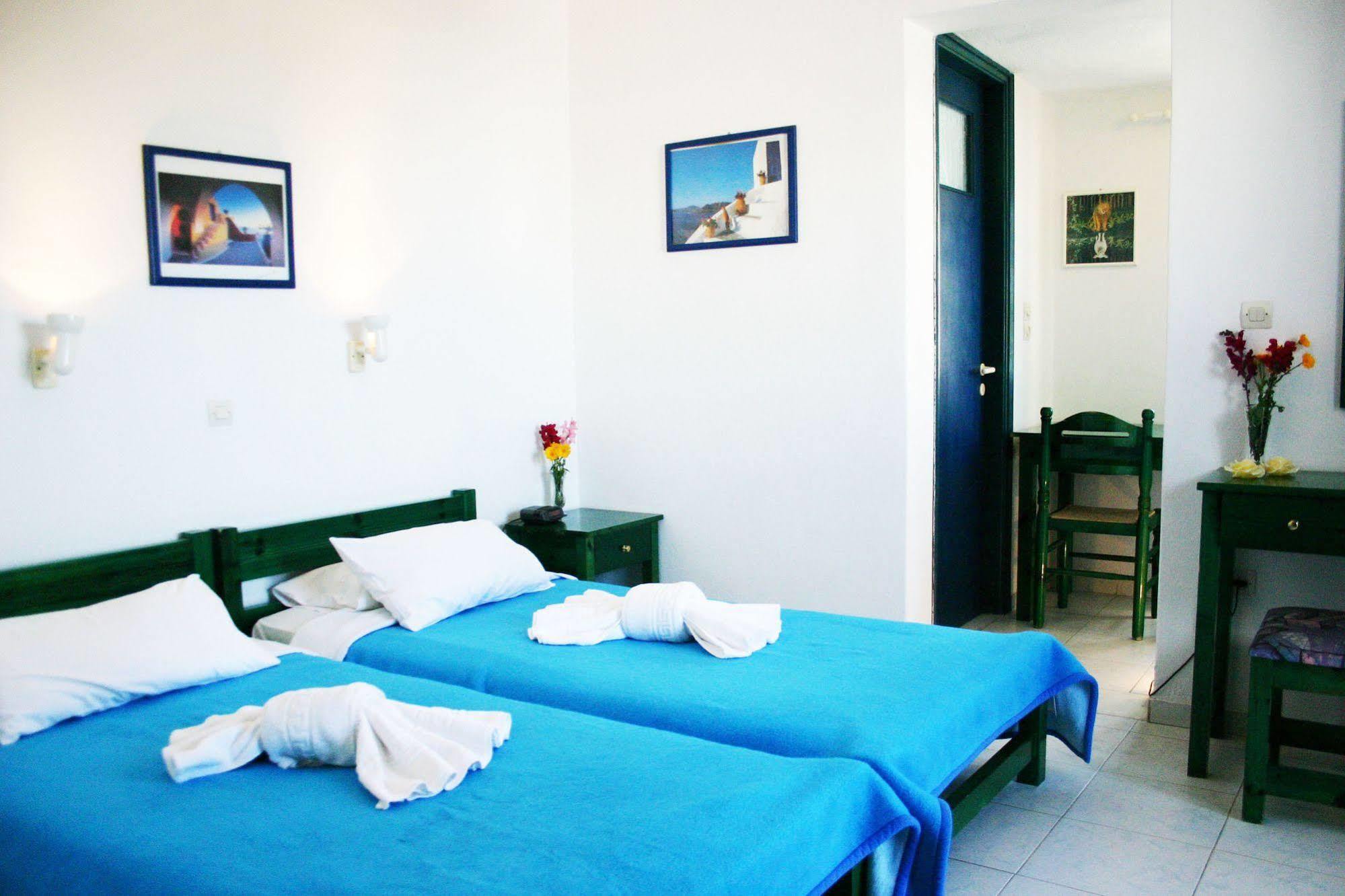 Ikaros Studios & Apartments Naxos City Extérieur photo